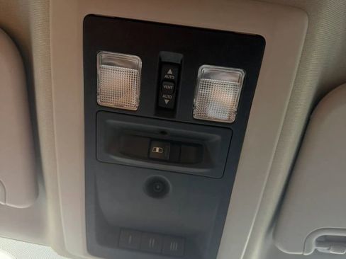 Used 2012 RAM 2500 Laramie w/ HD Snow Plow Prep Group image 28