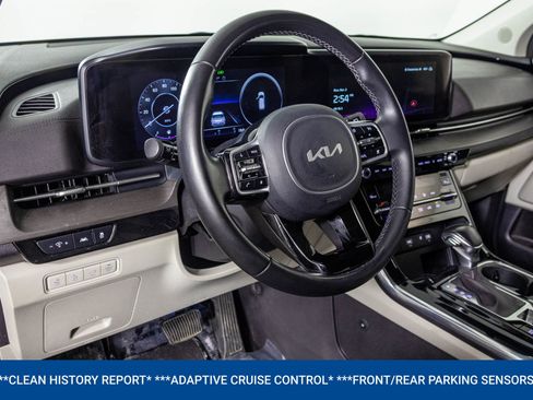 Used 2023 Kia Carnival SX image 4