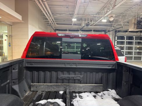 Used 2021 GMC Sierra 1500 AT4 w/ AT4 Premium Package image 14