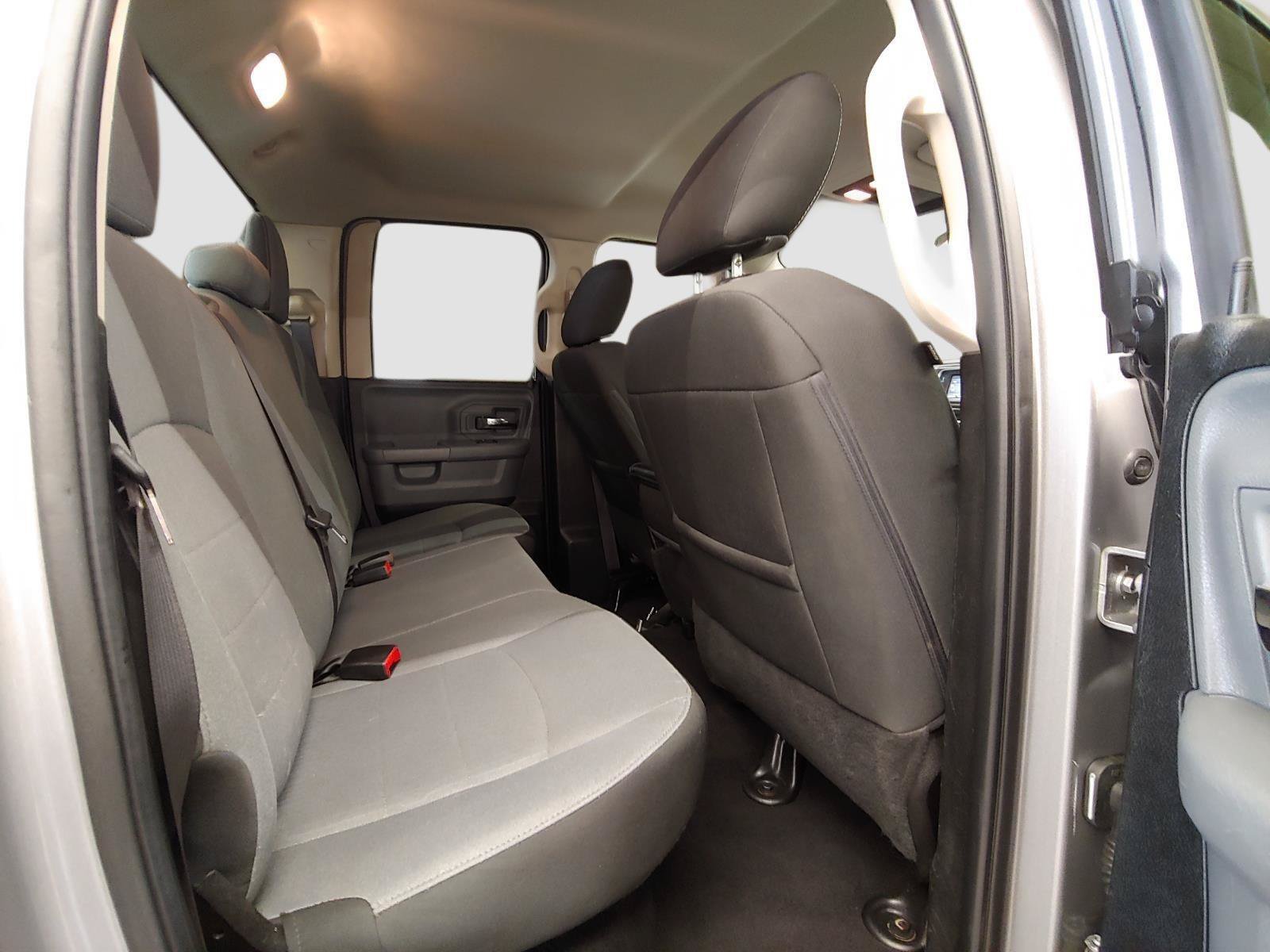 Used 2024 RAM 1500 Classic SLT AWD/4WD image 30