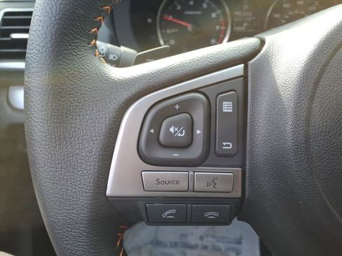 Used 2016 Subaru Crosstrek 2.0i Premium image 6