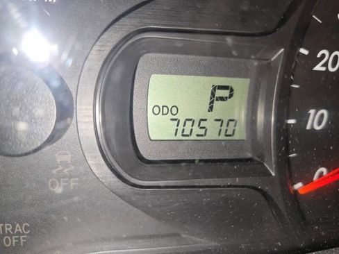 Used 2012 Toyota Sienna image 9