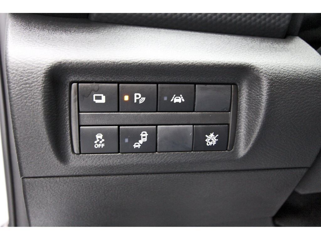 Used 2025 Nissan Kicks Play S FWD image 19