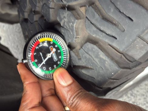 Used 2015 Toyota Tundra 1794 Edition image 34