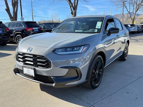 Certified 2026 Honda HR-V Sport image 9