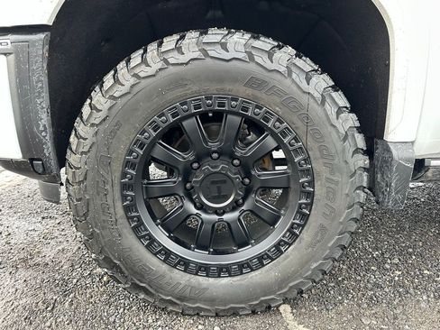 Used 2025 GMC Sierra 3500 Denali Ultimate image 17