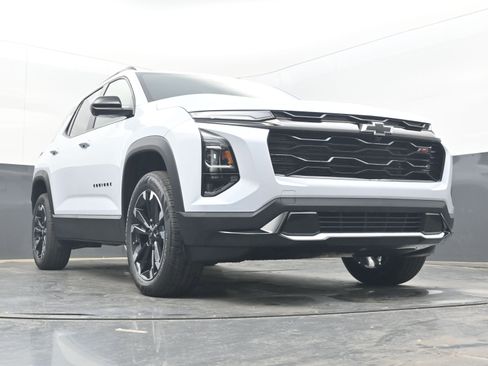 New 2026 Chevrolet Equinox RS w/ Safety and Technology Package FWD image 26