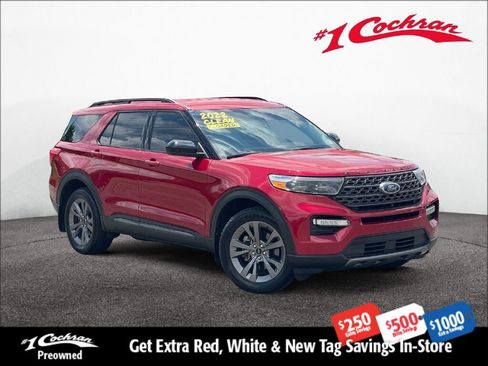Used 2022 Ford Explorer XLT w/ Equipment Group 202A AWD/4WD image 1