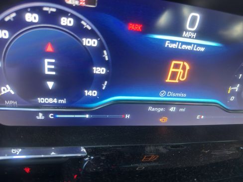 Used 2025 Chevrolet Silverado 1500 RST w/ Redline Edition image 7