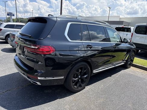 Used 2019 BMW X7 xDrive40i w/ Premium Package AWD/4WD image 16
