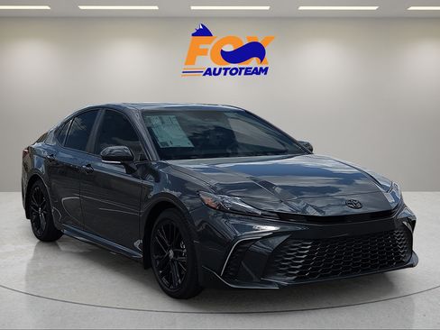 New 2026 Toyota Camry SE FWD image 6