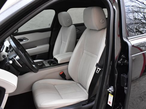 Used 2020 Land Rover Range Rover Velar R-Dynamic S image 19