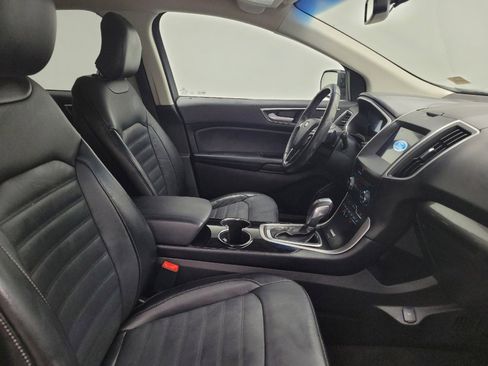 Used 2017 Ford Edge SEL w/ Equipment Group 201A image 21