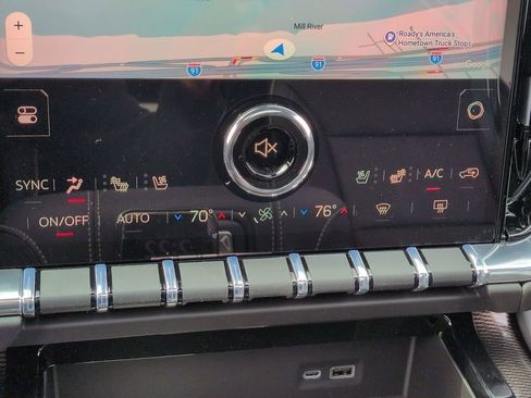 New 2026 GMC Yukon Elevation w/ Elevation Premium Package image 34