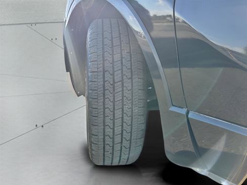 Used 2017 Buick Envision Essence image 28