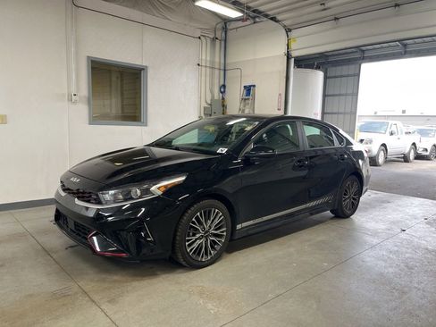 Used 2023 Kia Forte GT-Line w/ GT-Line Premium Package image 1