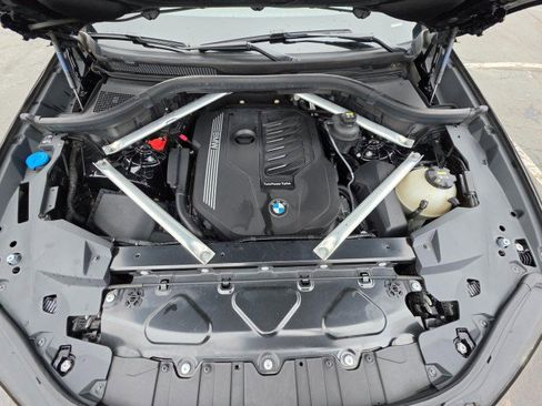 Used 2019 BMW X5 xDrive40i w/ Convenience Package image 11