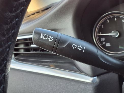 Used 2020 Buick Enclave Essence w/ Sound and Sites Package image 13