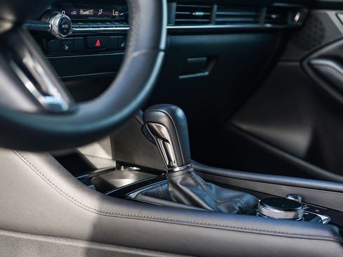 Used 2024 MAZDA MAZDA3 s image 18