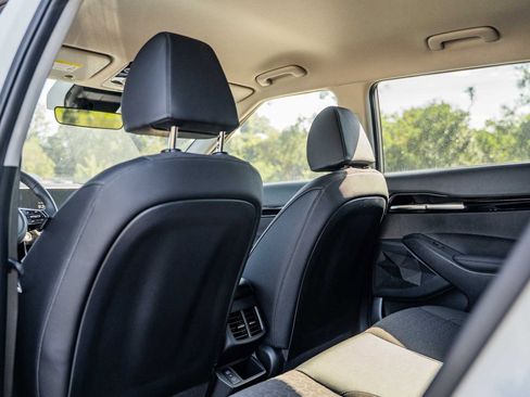 New 2026 Kia Seltos S FWD image 13