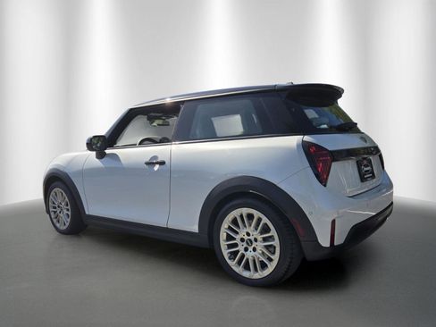 Used 2025 MINI Cooper S FWD image 5