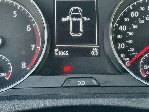 Used 2019 Volkswagen Golf S FWD image 12