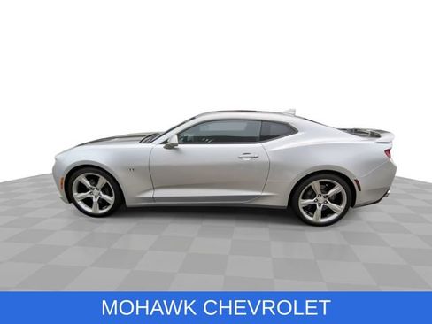 Certified 2017 Chevrolet Camaro SS RWD image 5