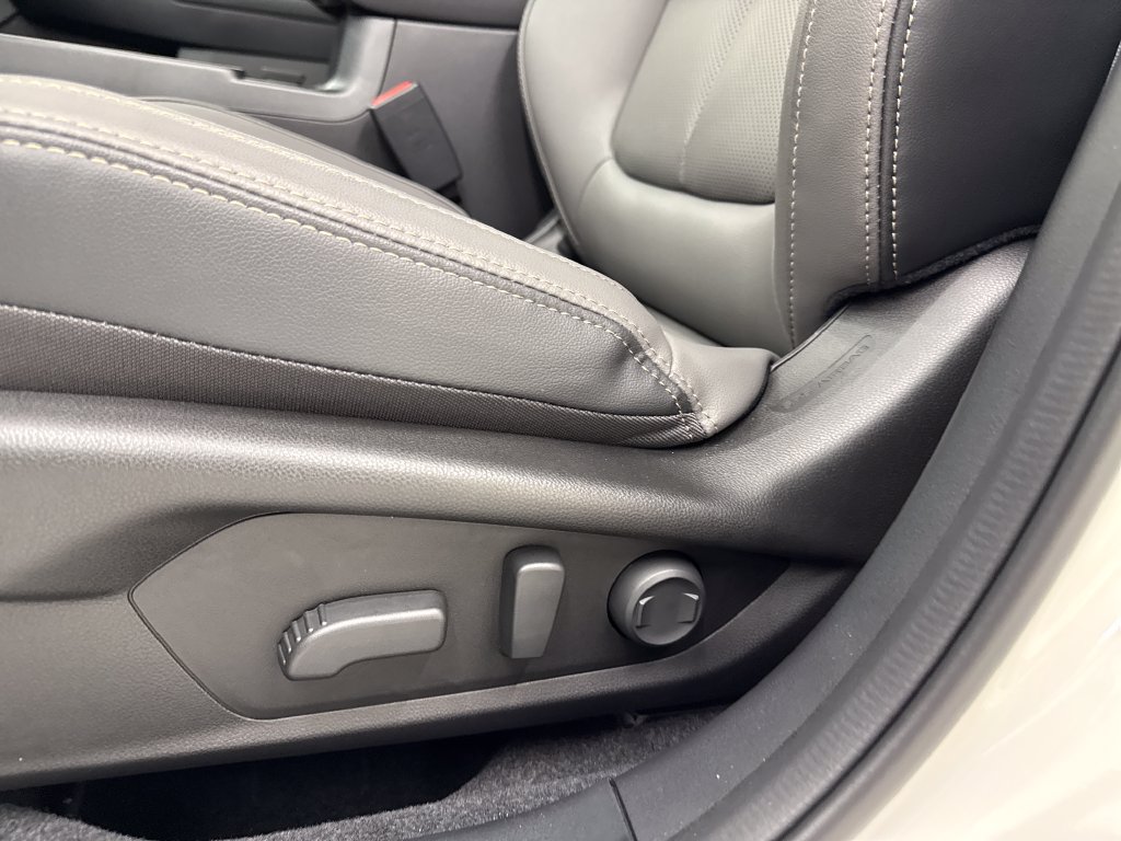New 2026 Subaru Outback Limited XT AWD/4WD image 13
