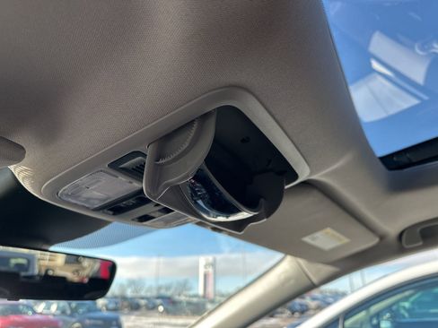 Used 2023 Honda Odyssey Touring image 43