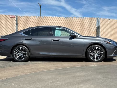 Certified 2025 Lexus ES 300h w/ Premium Package FWD image 3