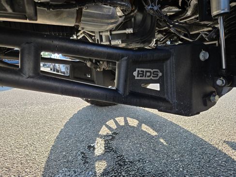 Used 2025 RAM 2500 Laramie w/ Night Edition AWD/4WD image 32