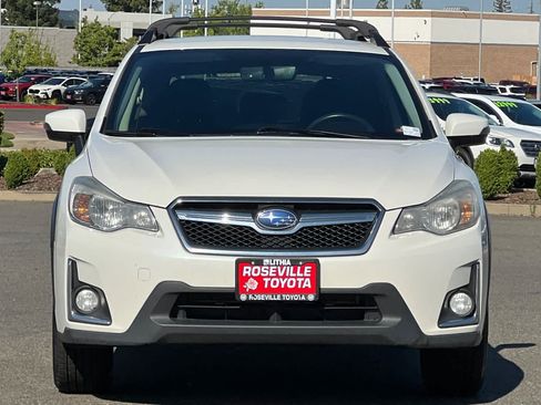 Used 2017 Subaru Crosstrek 2.0i Limited w/ Popular Package #2 AWD/4WD image 10