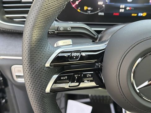 New 2026 Mercedes-Benz GLS 580 4MATIC image 25