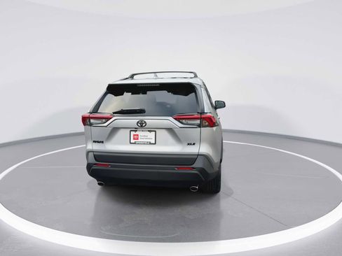 Certified 2019 Toyota RAV4 XLE Premium image 7