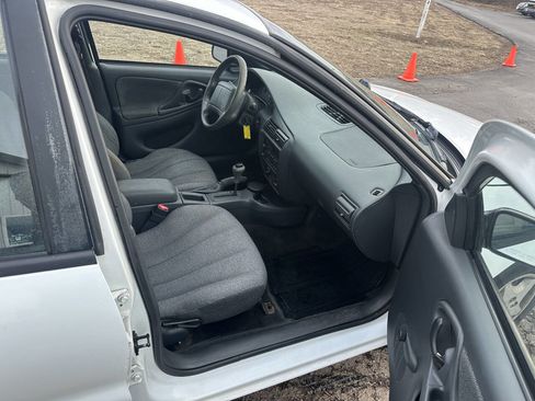 Used 2001 Chevrolet Cavalier Base 4dr Sedan image 14