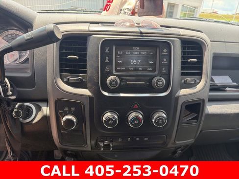 Used 2018 RAM 2500 Tradesman w/ Chrome Appearance Group AWD/4WD image 10