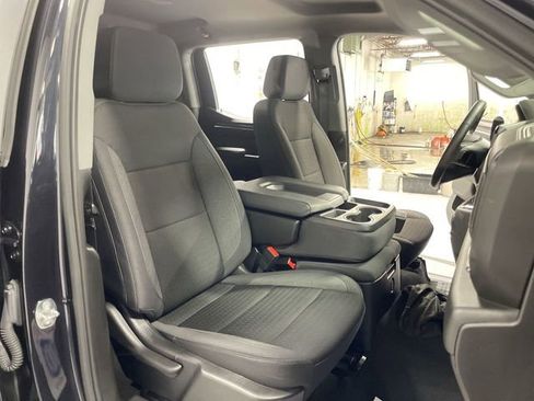 Used 2024 Chevrolet Silverado 1500 LT AWD/4WD image 27