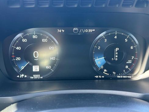 Used 2022 Volvo XC90 T6 Momentum w/ Advanced Package AWD/4WD image 25
