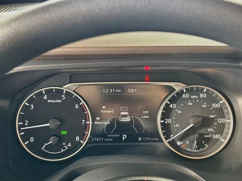 Used 2023 Nissan Rogue SV FWD image 14