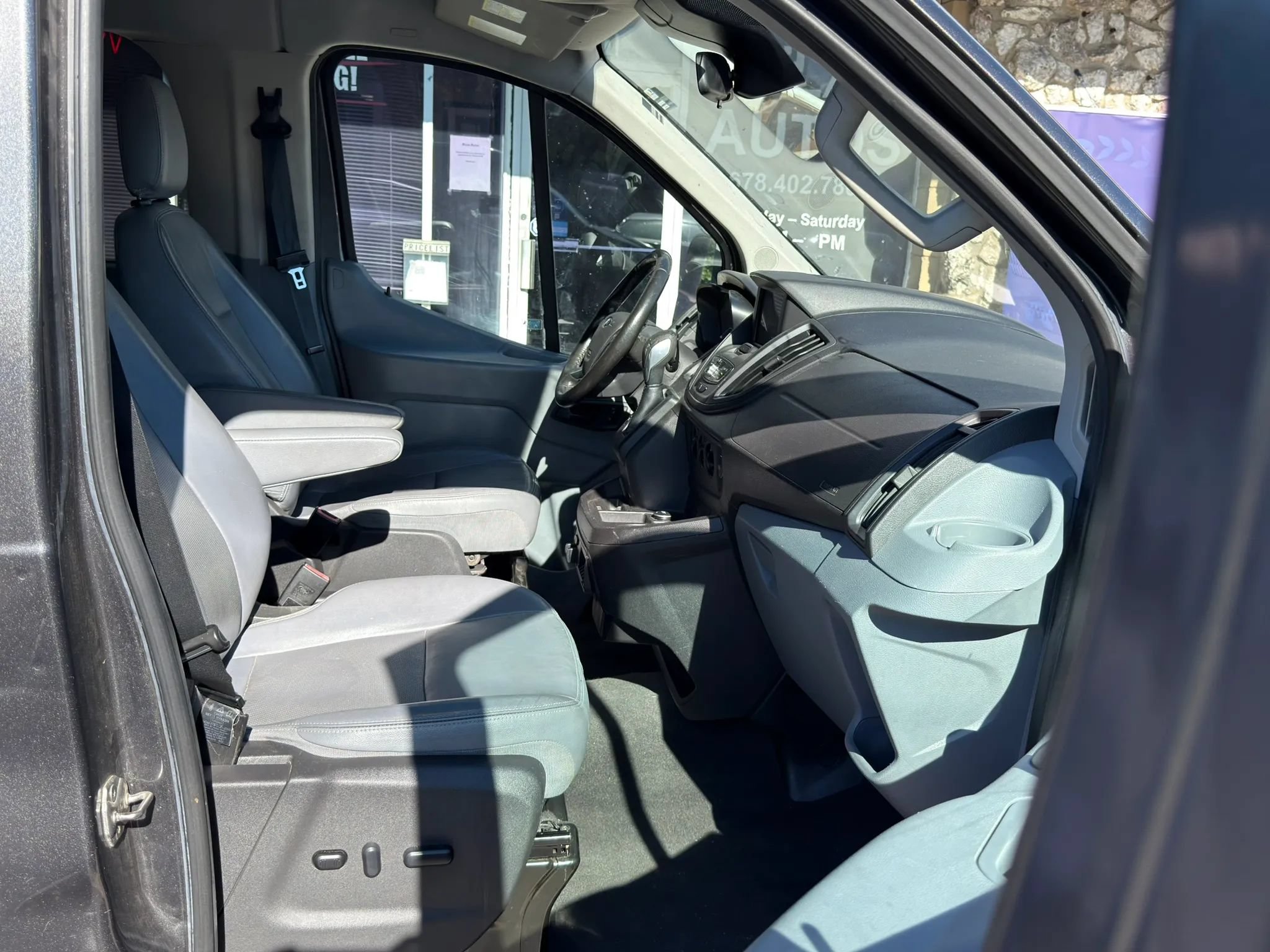 Used 2016 Ford Transit 150 XLT RWD image 14