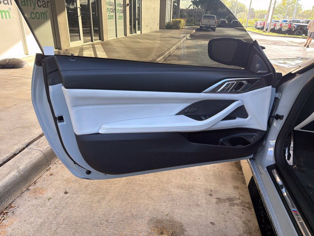 Used 2025 BMW M4 Competition RWD image 38