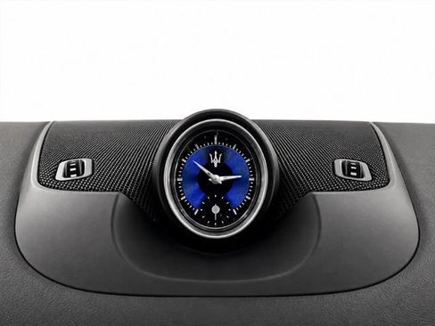 Used 2019 Maserati Levante Trofeo AWD/4WD image 41