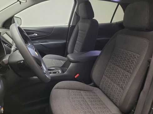 Used 2023 Chevrolet Equinox LT w/ LPO, Floor Liner Package FWD image 17
