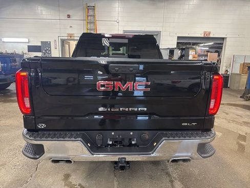Used 2023 GMC Sierra 1500 SLT w/ SLT Convenience Package AWD/4WD image 5