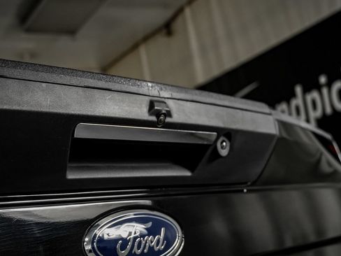 Used 2021 Ford F250 Lariat w/ Lariat Ultimate Package AWD/4WD image 46
