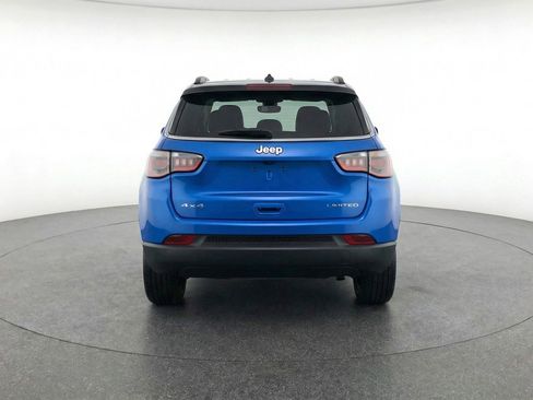 Used 2025 Jeep Compass Limited AWD/4WD image 7