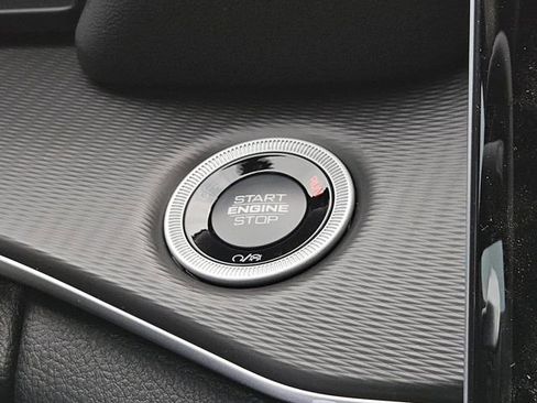 New 2025 Jeep Grand Cherokee Laredo image 14