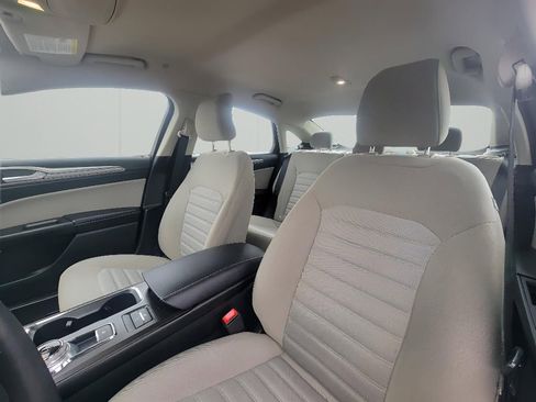 Used 2017 Ford Fusion S image 10