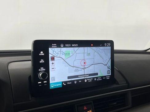 Certified 2025 Honda Pilot Touring image 29