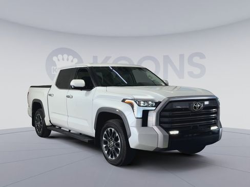 Used 2024 Toyota Tundra Limited image 2